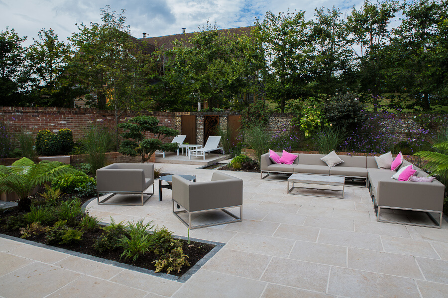 marlow-courtyard-05