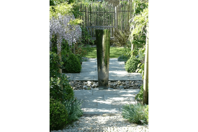Untitled design (12) spring garden inspiration with wild garlic and bluebells