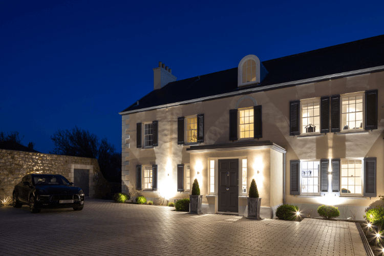 le val lodge house
