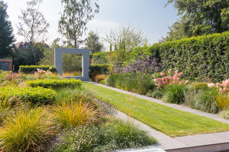 square sculpture wild garden
