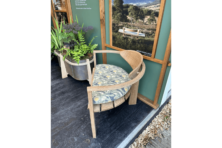 Angus Ross Chairs spring garden inspiration for hedgerows